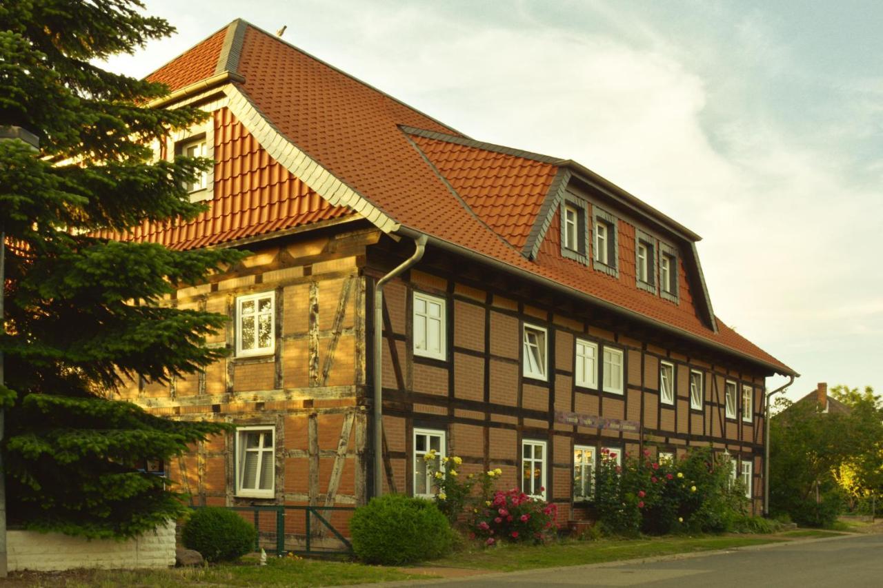Gaestezimmer Emmis Erbe Peine Exterior photo